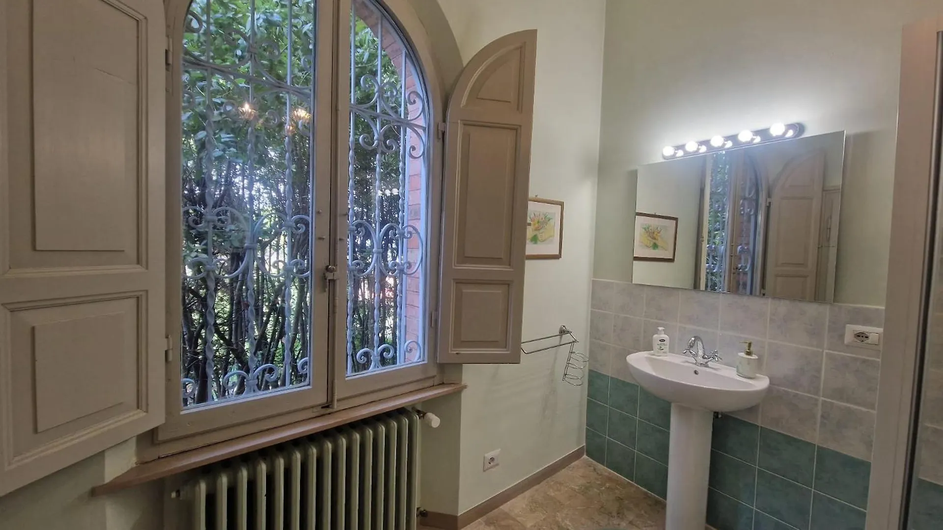 Secret Villa'S City Garden Perugia Homestay